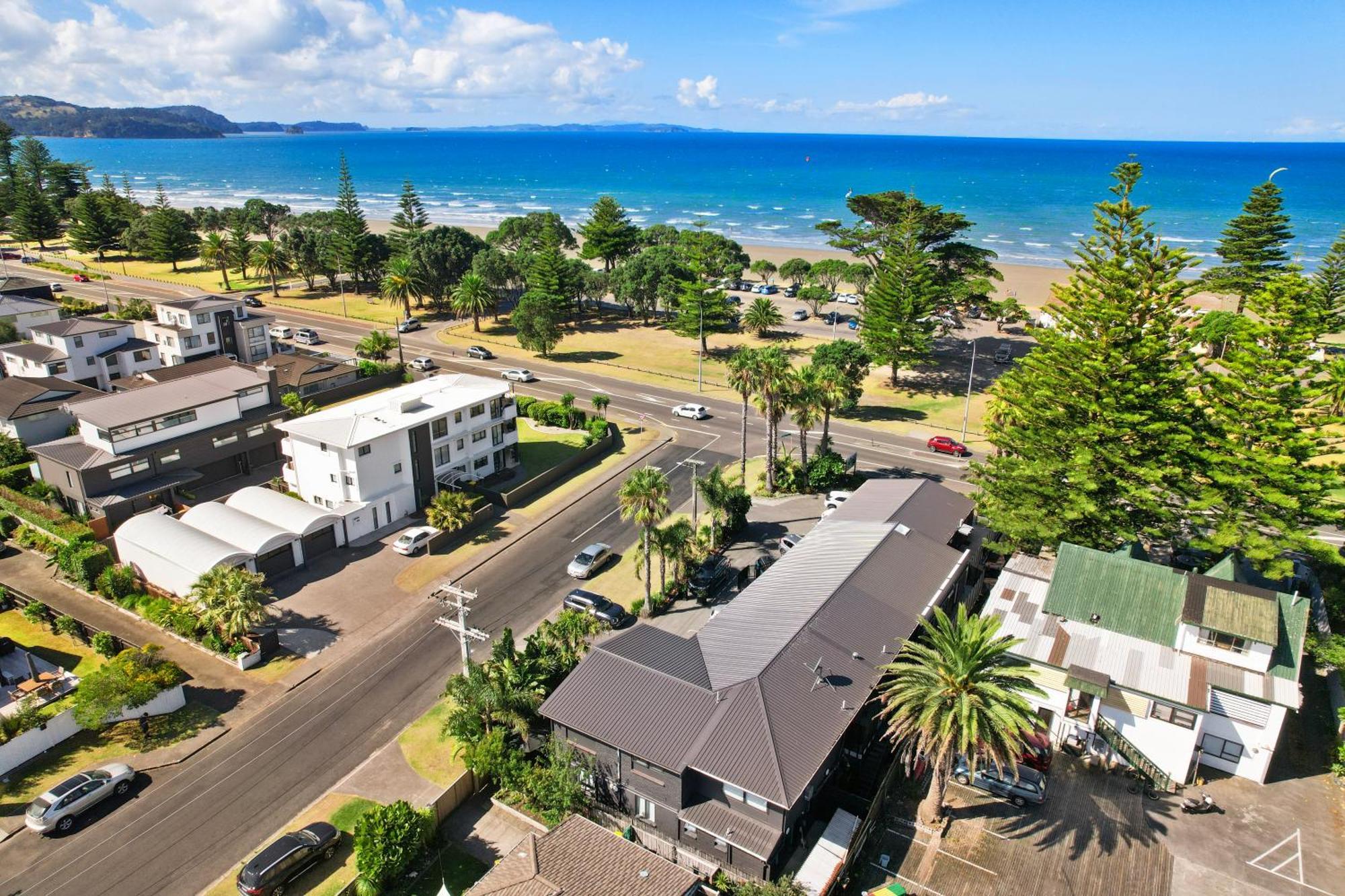 Orewa Beachcomber Esterno foto